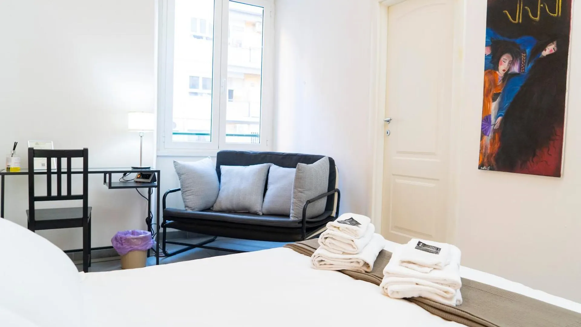 Salotto Piramide Bed & Breakfast Rome